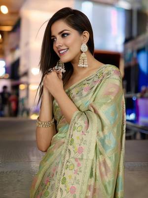 pista organza zari woven saree with unstitched blouse piece 4
