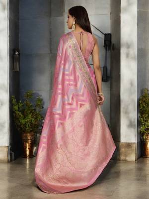 pink organza zari woven saree with unstitched blouse piece 4