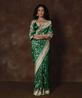 Green hand woven banarsi silk brocade saree with running blouse 1