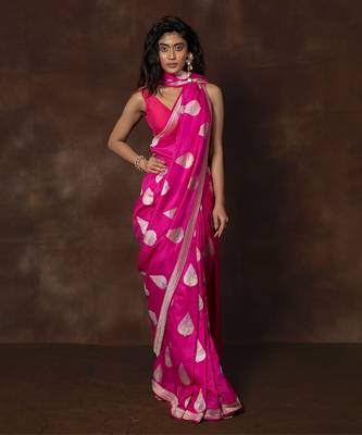 Pink hand woven banarsi silk brocade saree with running blouse 2