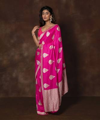 Pink hand woven banarsi silk brocade saree with running blouse 4