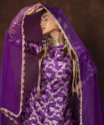 Purple banarsi silk sharara set with organza duppatta 4