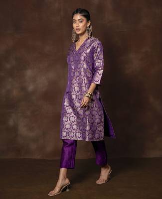Purple banarsi brocade silk kurta set 4