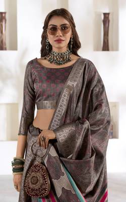 grey silk blend woven saree with unstitched blouse piece 4