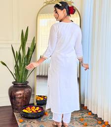 Women's Embroidered Viscose Fabric Straight Kurta, Pant and Dupatta Set