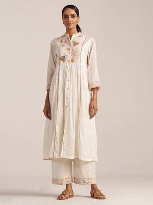 Cream honey bees co-ord set 1
