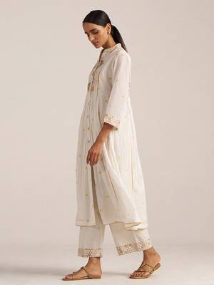 Cream honey bees co-ord set 2