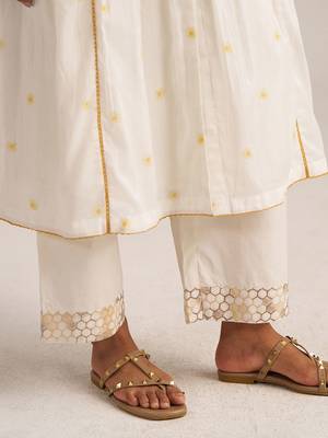 Cream honey bees co-ord set 5