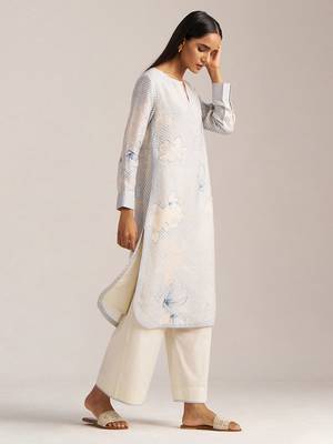 Zen blue and pristine linen co-ord set 3
