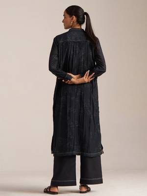 Black print button down co-ord set 3