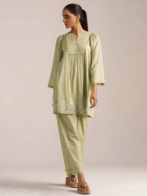 Sage green embroidered co-ord set 4