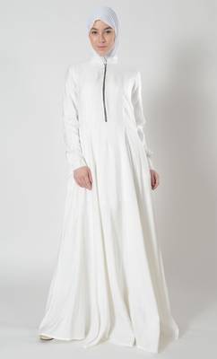 White rayon front zipper detail pleated umrah hajj abaya dress 1