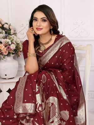 Maroon soft litchi art banarasi silk saree 4