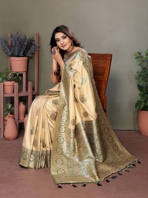 Green viscoseart banarasi silk saree 2