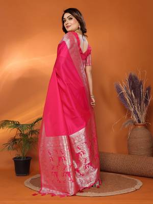 Magenta soft litchi art banarasi silk saree 3
