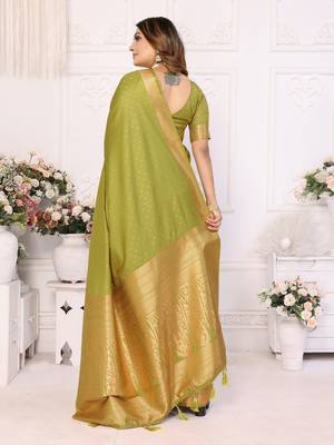 Mahendi soft litchi art banarasi silk saree 3