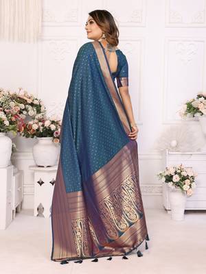 Navy soft litchi art banarasi silk saree 3