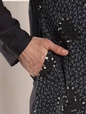 black straight rayon silk embroidered kurta 5