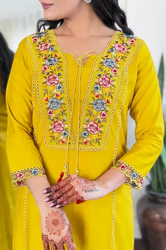 Beautiful Women's Thread work Viscose Straight Kurta Pant and Dupatta Set