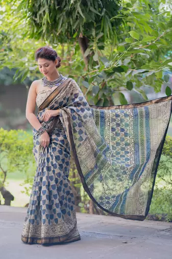 Offwhite maheshwari silk blend saree with blue prints