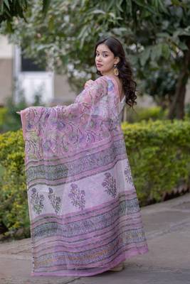 Light pink kota doria saree with floral print 3