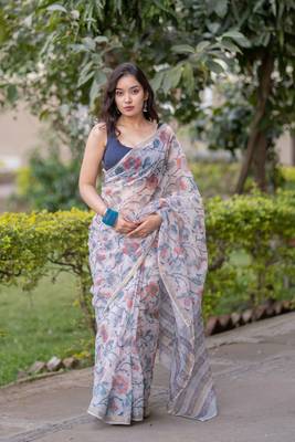 White kota doria saree with blue floral prints 3