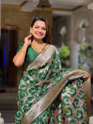Green meenakari banarasi zari saree with unstitched blouse piece 2