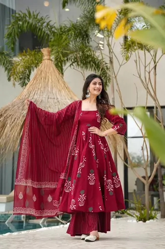 MAROON Maslin Fabric digital print work ANARKALI SUIT SET 