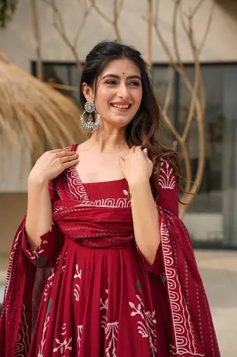 MAROON Maslin Fabric digital print work ANARKALI SUIT SET 