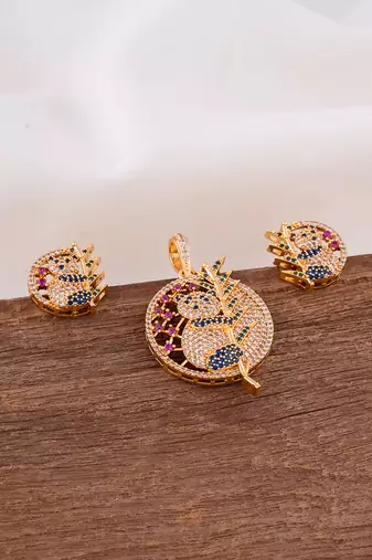  pendant and earrings set one gram gold