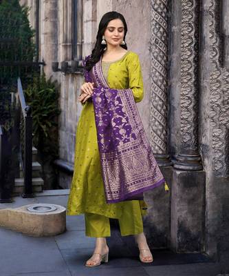 Trendmalls Green Satin Embroidery Kurta Pant Set with Banarasi Dupatta for Women 1