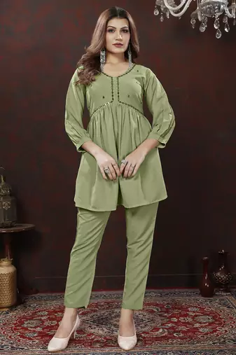 Pista green handwork cotton co-ord set with two pocket