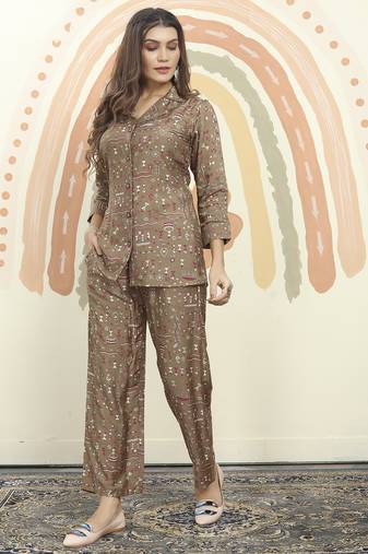 Brown printed riyon co-ord set with two pocket