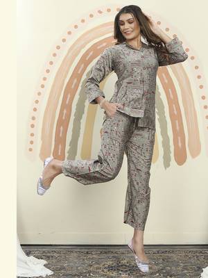 Beige printed riyon co-ord set with two pocket 1