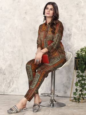 Brown printed riyon co-ord set with two pocket 3