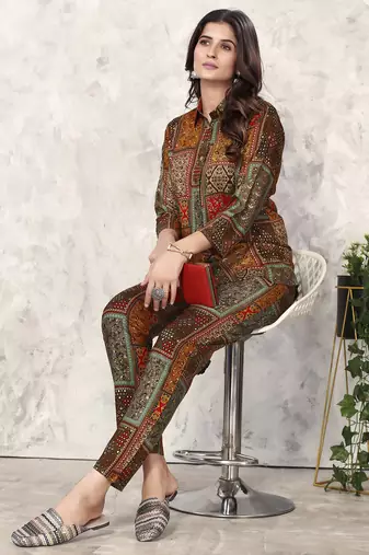 Brown printed riyon co-ord set with two pocket