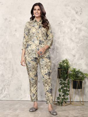 Beige printed riyon co-ord set with two pocket 1