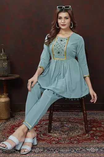 Sky blue handwork cotton co-ord set with two pocket