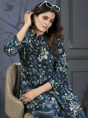Blue printed riyon co-ord set with two pocket 3