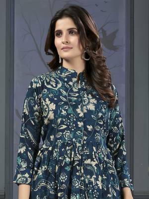 Blue printed riyon co-ord set with two pocket 4