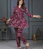 Light maroon printed riyon co-ord set with two pocket