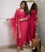 Gajri viscose chanderi heavy thread embroidery work with jacquard woven dupatta kurta pant set