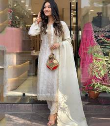 Off white pure viscose jacquard heavy thread embroidery with jacquard work kurta pant set