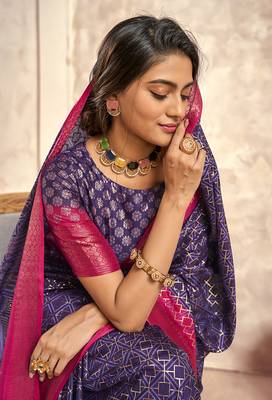 Purple silk blend foil print saree 2
