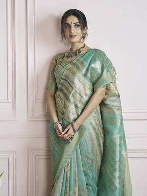 Digital print handloom silk blend turquoise saree 2
