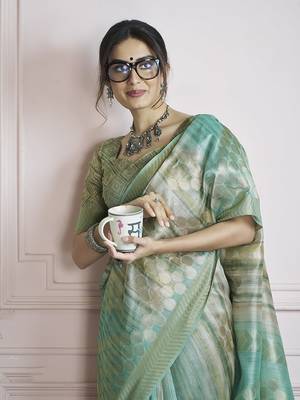 Digital print handloom silk blend turquoise saree 3