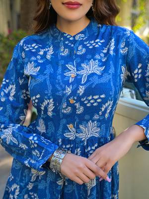 Divena blue floral print cotton fabric flared dress 5