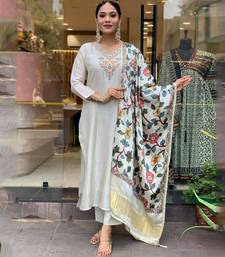 Off white viscose chanderi heavy thread embroidery work with printed dupatta kurta pant set