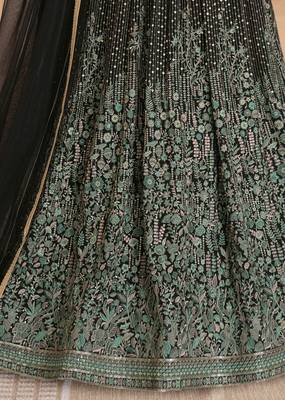 Georgette Traditional Embroidery Anarkali Kurta Pant Salwar Suit Set 5