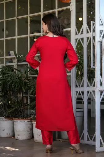 Beautiful Embroidered Viscose Chanderi Straight Kurta Pant and Dupatta Set